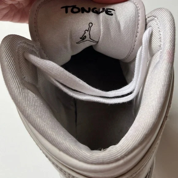 Nike Air Jordan 1 Mid SS GS Schematic- Youth- Size 5.5Y - [DQ1864-100] - Picture 4 of 15